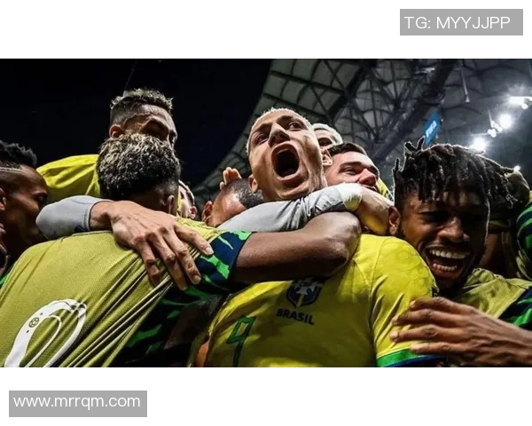 巴西人对足球明星的热爱与追捧展现了他们的文化与激情